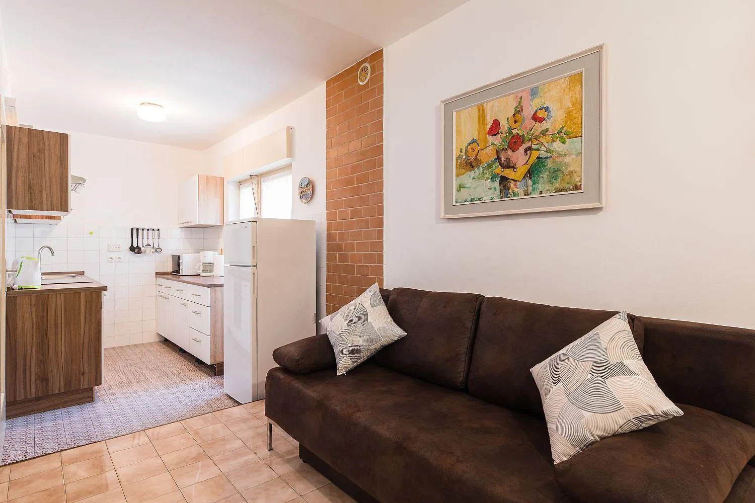 Charmantes Apartment Nur 200 Meter Zum Strand Mit Meerblick, Liegen, Grillbereich Selce