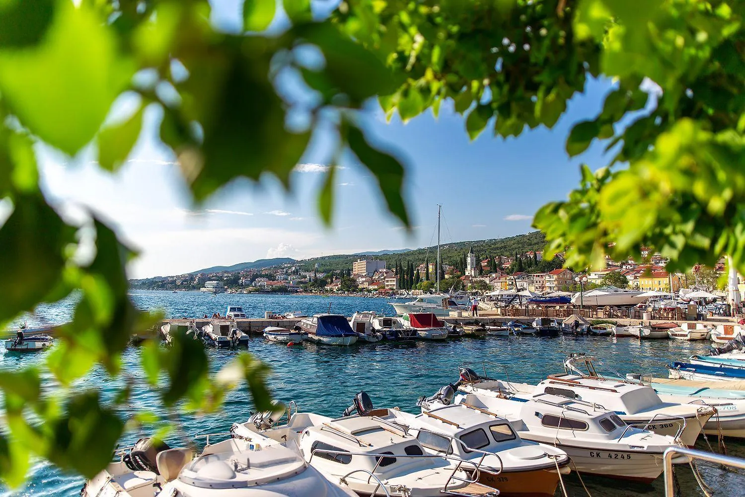 Charmantes Apartment Nur 200 Meter Zum Strand Mit Meerblick, Liegen, Grillbereich Selce