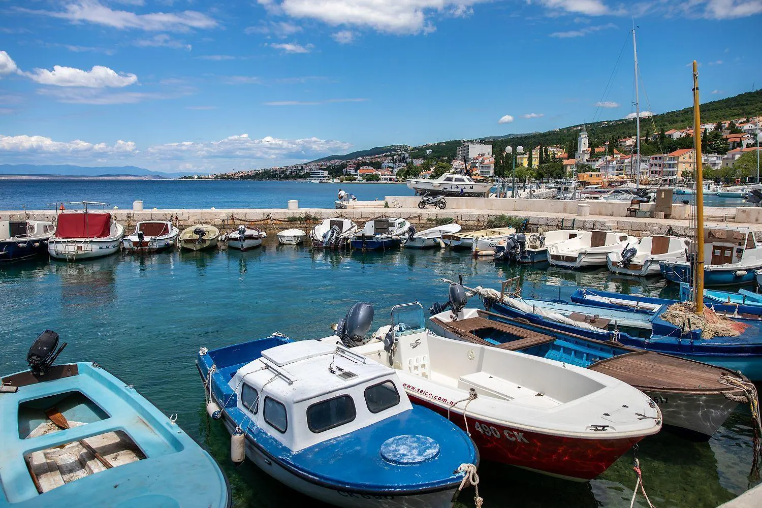 Charmantes Apartment Nur 200 Meter Zum Strand Mit Meerblick, Liegen, Grillbereich Selce Croatia