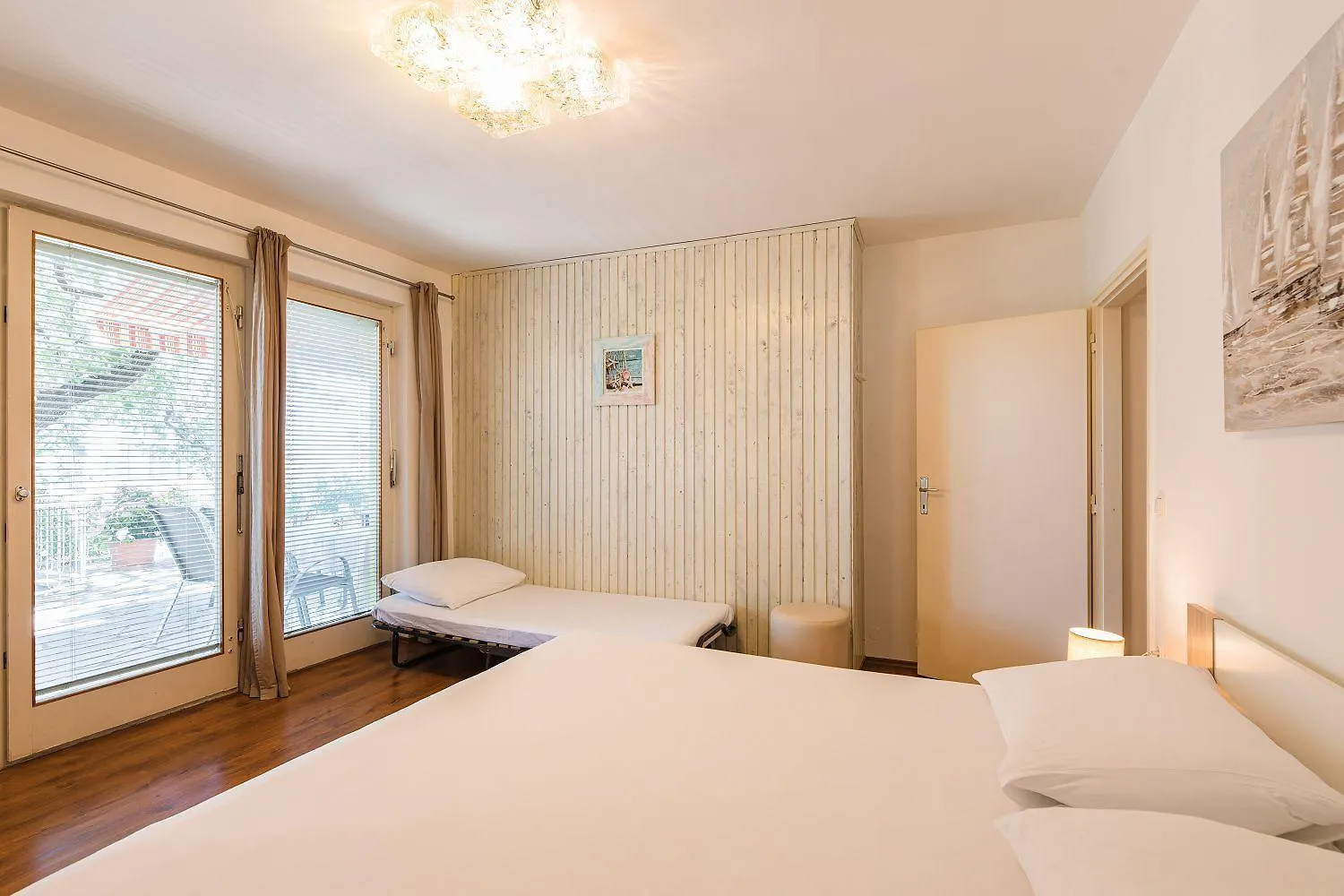 Charmantes Apartment Nur 200 Meter Zum Strand Mit Meerblick, Liegen, Grillbereich Selce Croatia
